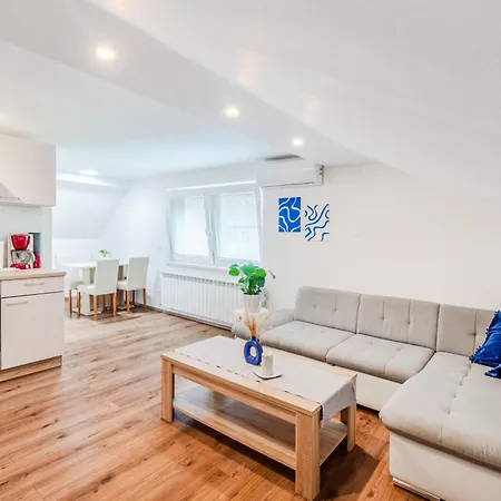 Apartmaji Mouse Bovec