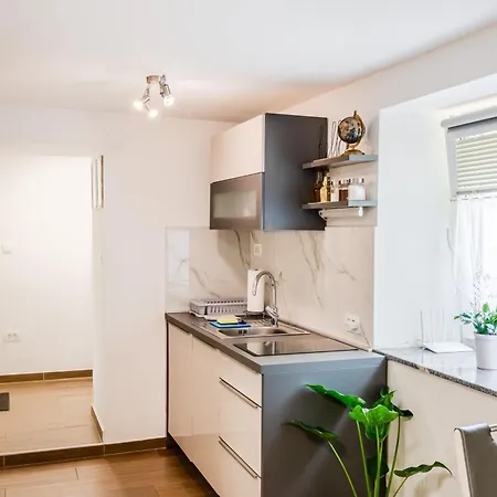 Apartmaji Mouse Apartman *