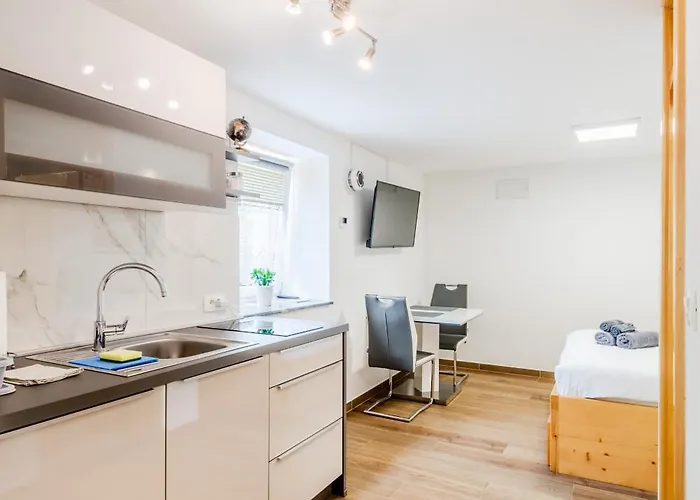 Apartmaji Mouse דירה *